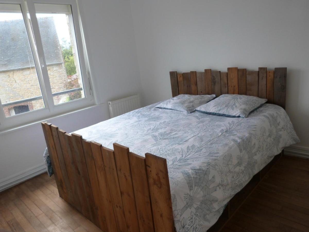 Gite Iaorana - Maison En Centre Ville Valognes Dış mekan fotoğraf